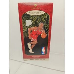 1999 Hallmark Ornament Scottie Pippen #33 Hoop Stars Chicago Bulls NBA (489)